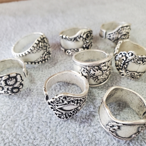 8 Spoon Rings - Picture 6 of 9